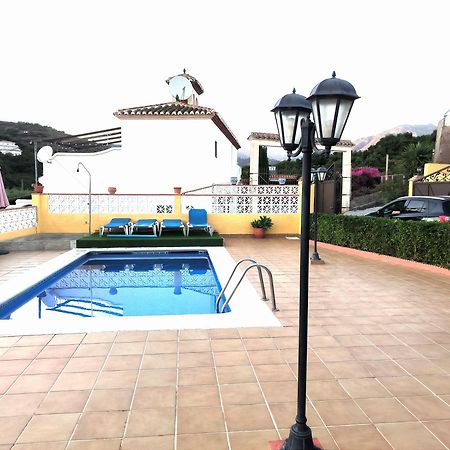 Вилла Cortijo Maria Gomez Малага Экстерьер фото