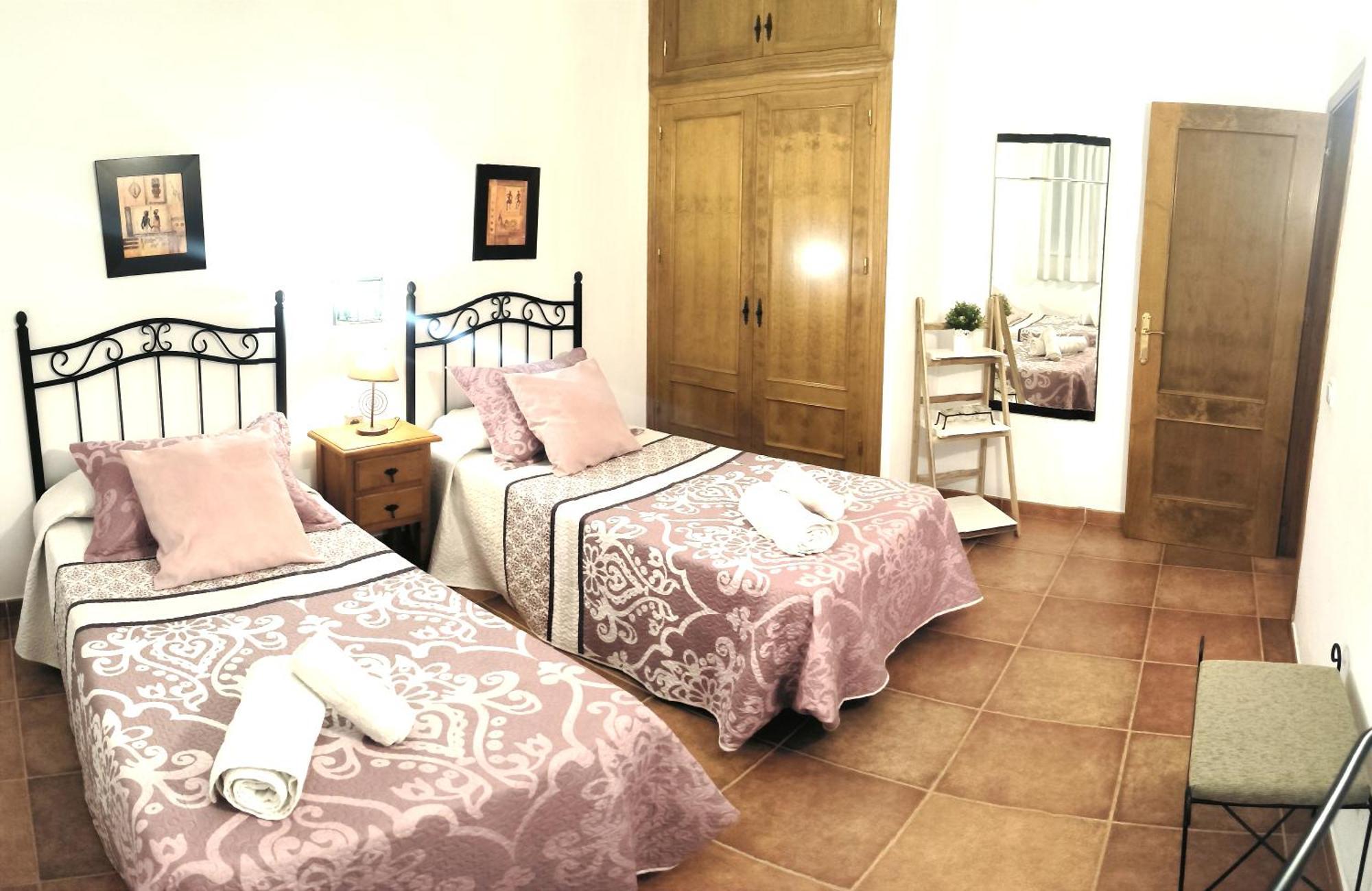 Вилла Cortijo Maria Gomez Малага Экстерьер фото